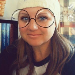 Meet your Posher, Ami